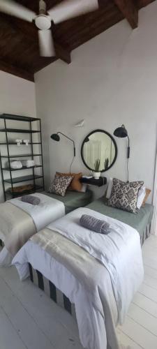 Calitzdorp Self-Catering Guesthouse - Oudehuis Calitzdorp Self-Catering Guesthouse - Oudehuis