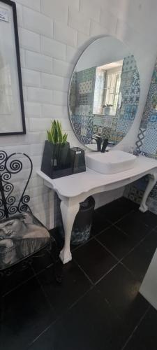 Calitzdorp Self-Catering Guesthouse - Oudehuis Calitzdorp Self-Catering Guesthouse - Oudehuis