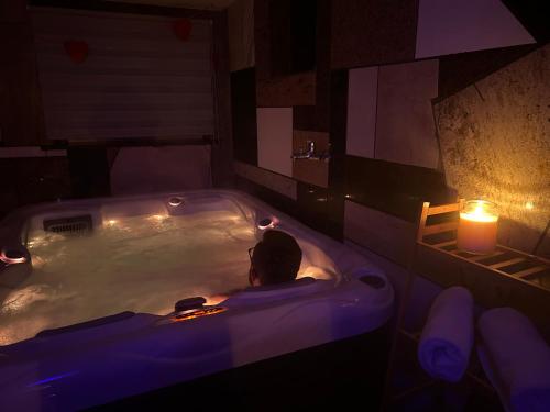 Checz Gościnna- pokoje,sauna,jacuzzi, sala konferencyjna (Checz Goscinna- pokoje,sauna,jacuzzi, sala konferencyjna) in Gdynia