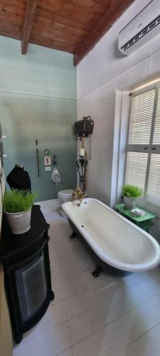 Calitzdorp Self-Catering Guesthouse - Oudehuis Calitzdorp Self-Catering Guesthouse - Oudehuis