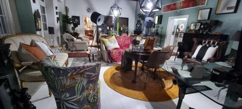 Calitzdorp Self-Catering Guesthouse - Oudehuis Calitzdorp Self-Catering Guesthouse - Oudehuis