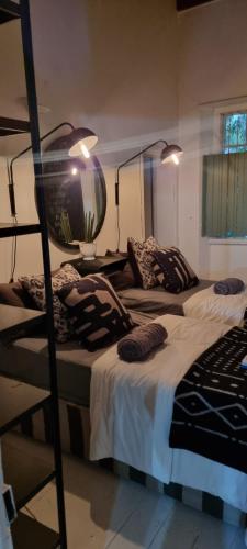 Calitzdorp Self-Catering Guesthouse - Oudehuis Calitzdorp Self-Catering Guesthouse - Oudehuis
