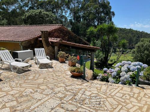 บริการและสิ่งอำนวยความสะดวก, Cantinho do Carmo in อัลเดรว