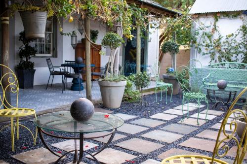 Calitzdorp Self-Catering Guesthouse - Oudehuis Calitzdorp Self-Catering Guesthouse - Oudehuis