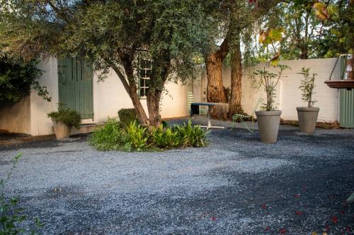 Calitzdorp Self-Catering Guesthouse - Oudehuis Calitzdorp Self-Catering Guesthouse - Oudehuis