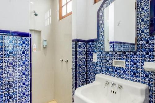 Walk to Museums from a Calm Apartment in Colonia Cuauhtémoc Walk to Museums from a Calm Apartment in Colonia Cuauhtémoc