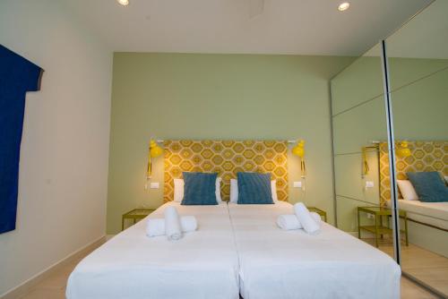 Superior Apartment image 7