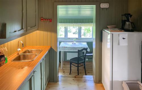 Konyha, Three-Bedroom Holiday Home In Sjusjoen in Sjusjoen