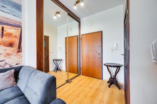Almond - Neptun Park Jelitkowo by OneApartments - image 2