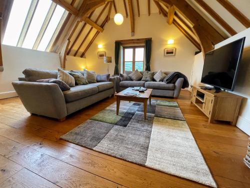 The Oak Barn 4