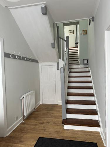 Вхід, Peel House Bed and Breakfast in Герван