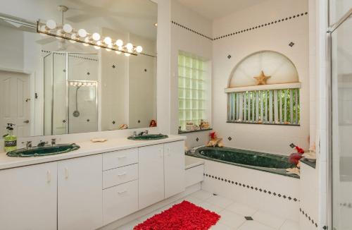 A Bird Lover & Fisherman's Dream Home – New Smyrna Beach, FL