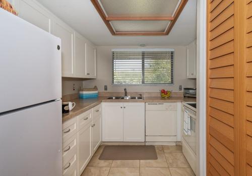 Lovely 2 bedroom 2 bath condo located in Sea Woods. SC217 in Edgewater, USA