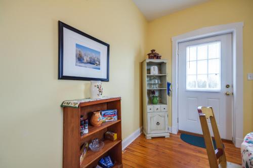 Sunrise Suite on Farm with Pool 9 Mi to Hermann! - image 12