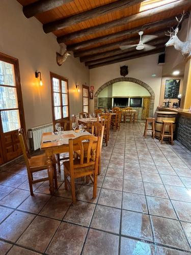 Étterem, Posada OsTablaus in Pintano