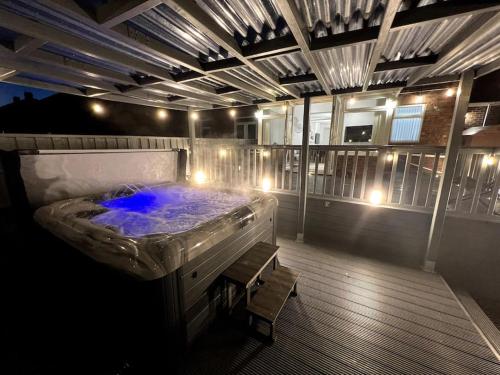 Numero Venti Aparthouse wifi parking Hot Tub