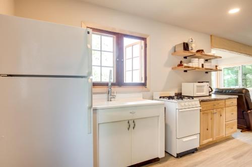 Oneida County Cabin with Private Dock and Rowboat! in Harshaw, USA