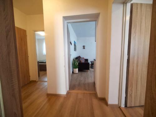 2 bedrooms, 4 beds