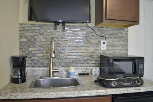 Private In-law Suite By Dt With Cooking Facilities in Orlando, USA