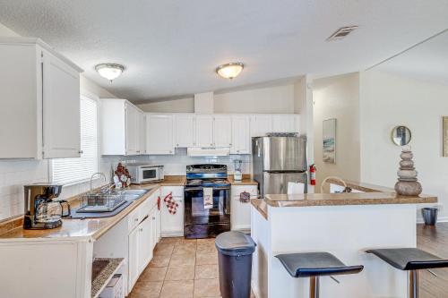 2 Mi to Downtown West Palm Beach Home in West Palm Beach, USA