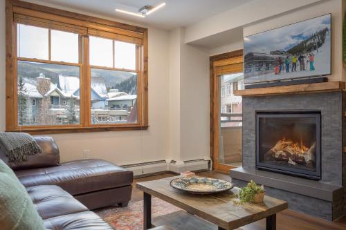Zephyr Mountain Lodge 1318 - Ski In Ski Out Condo in Winter Park, USA