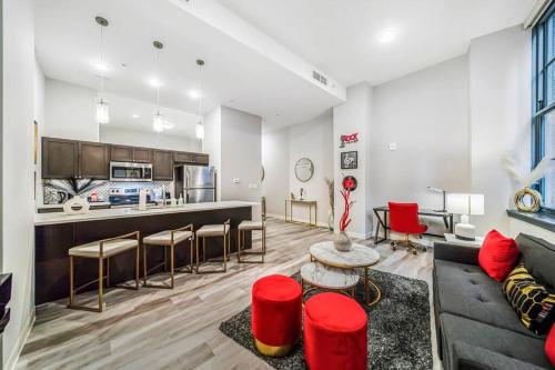 Heart of DT on Playhouse Square with Heated Pool- 210 in Cleveland, USA