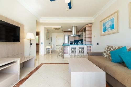  Holiday Club Playa Amadores in Amadores
