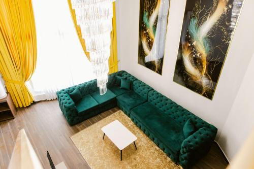 Andor Luxury Hotel & Duplex – Golem, DC