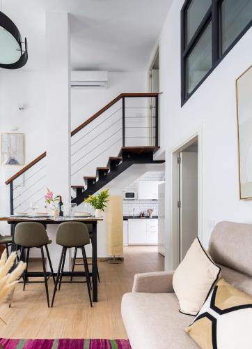 NEW Charming Duplex With Private Patio, Sevilla (fotografie 9)
