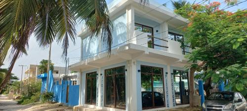 Estudio Flamboyan in El Cuyo, Mexico