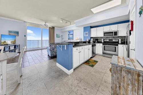 Tidewater 2804 by RealJoy Vacations - main image
