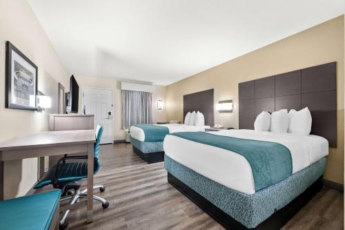 Double Room with Two Double Beds - Non-Smoking