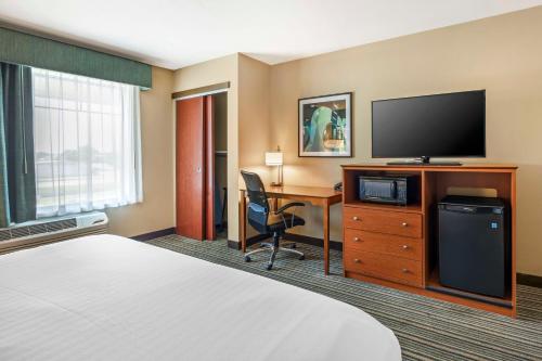 Best Western Plus Tuscumbia/Muscle Shoals Hotel & Suites - image 10