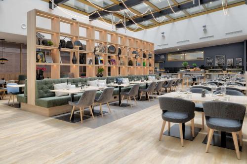 Restaurant, Radisson Hotel Graz in Graz