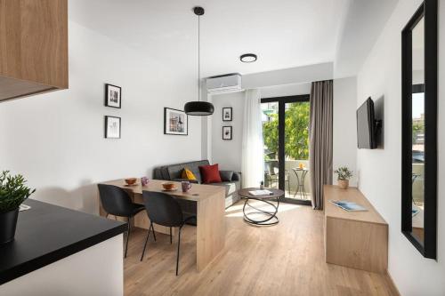 The Meta Stay - Rooftop Access Downtown Suite, Atény