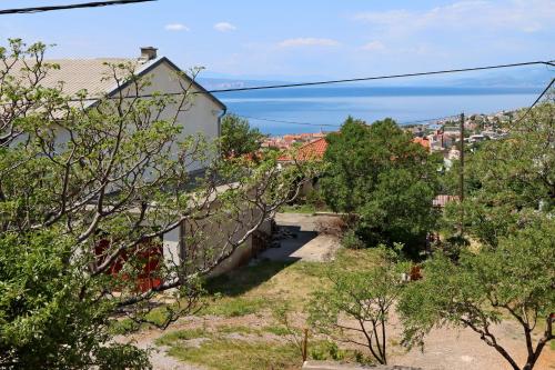 One-Bedroom Apartment with Terrace and Sea View image 2