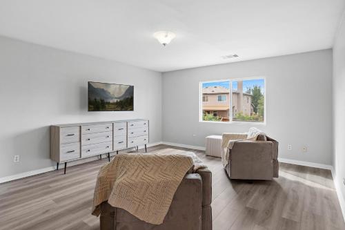 A 5-Bedroom Home in Victorville in Victorville, USA