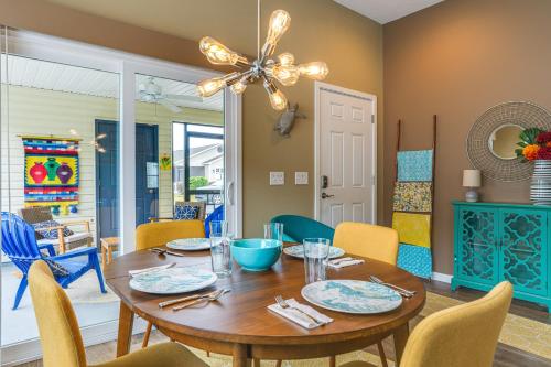 Vibrant Home in The Villages with Community Pool! in The Villages, USA