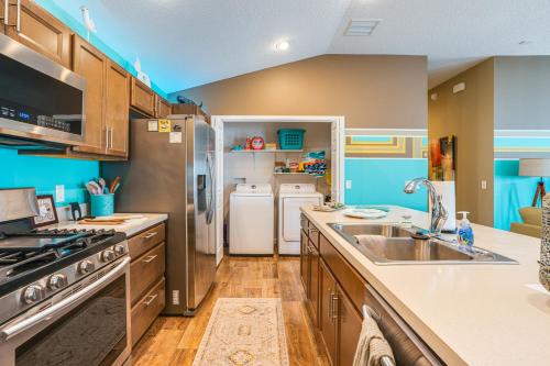 Vibrant Home in The Villages with Community Pool! in The Villages, USA