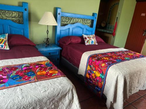2 double beds