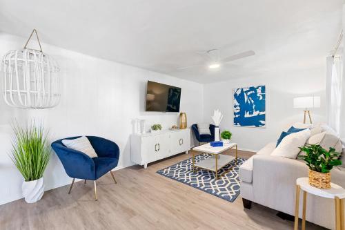 Cocos Cottage-Dog Friendly Mins to Town Chic in St. Augustine, USA