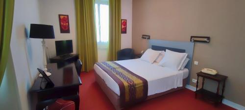 hotel photo