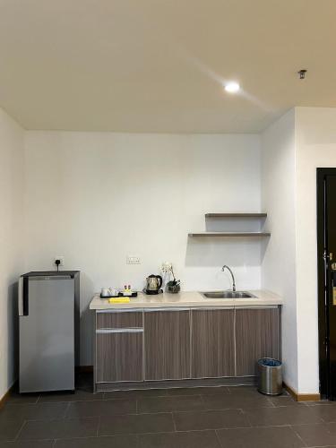 Teamwork Melaka - Entire Studio Apartment in Ayer Keroh Teamwork Melaka - Entire Studio Apartment in Ayer Keroh