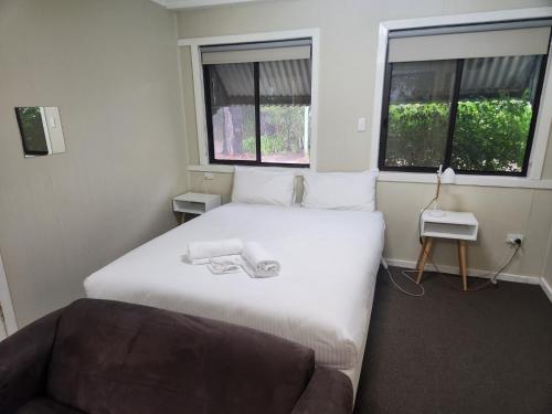 1 queen bed