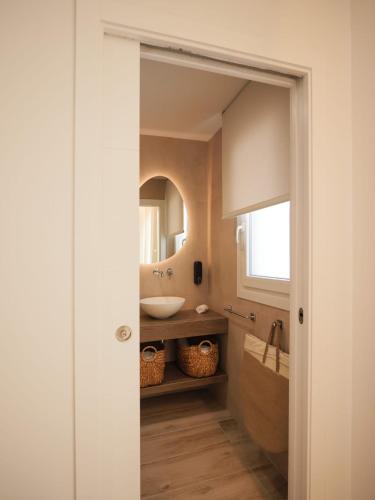 Double Room image 4