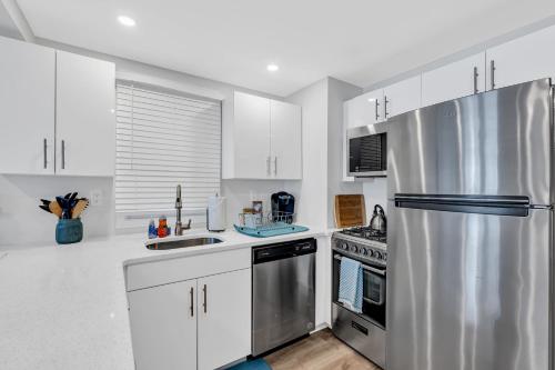 Welcome to Manasquan Beach - Steps to the Sand in Manasquan (NJ)