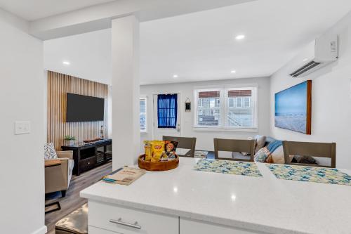 Welcome to Manasquan Beach - Steps to the Sand in Manasquan (NJ)