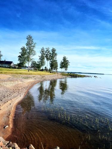 Beach, Askevikstugby in Sjötorp