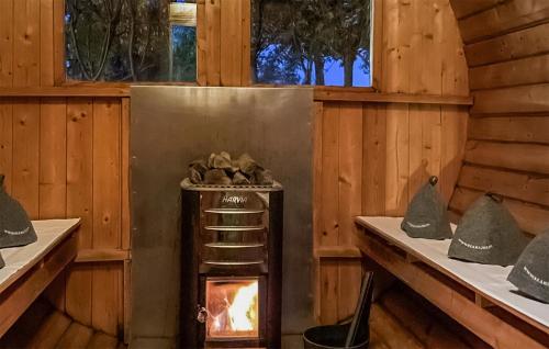 Діяльність, 2 Bedroom Awesome Home In Szarejki in Ковале