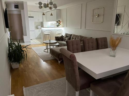 Stylish and elegant apartment, Skopje (fotografie 10)